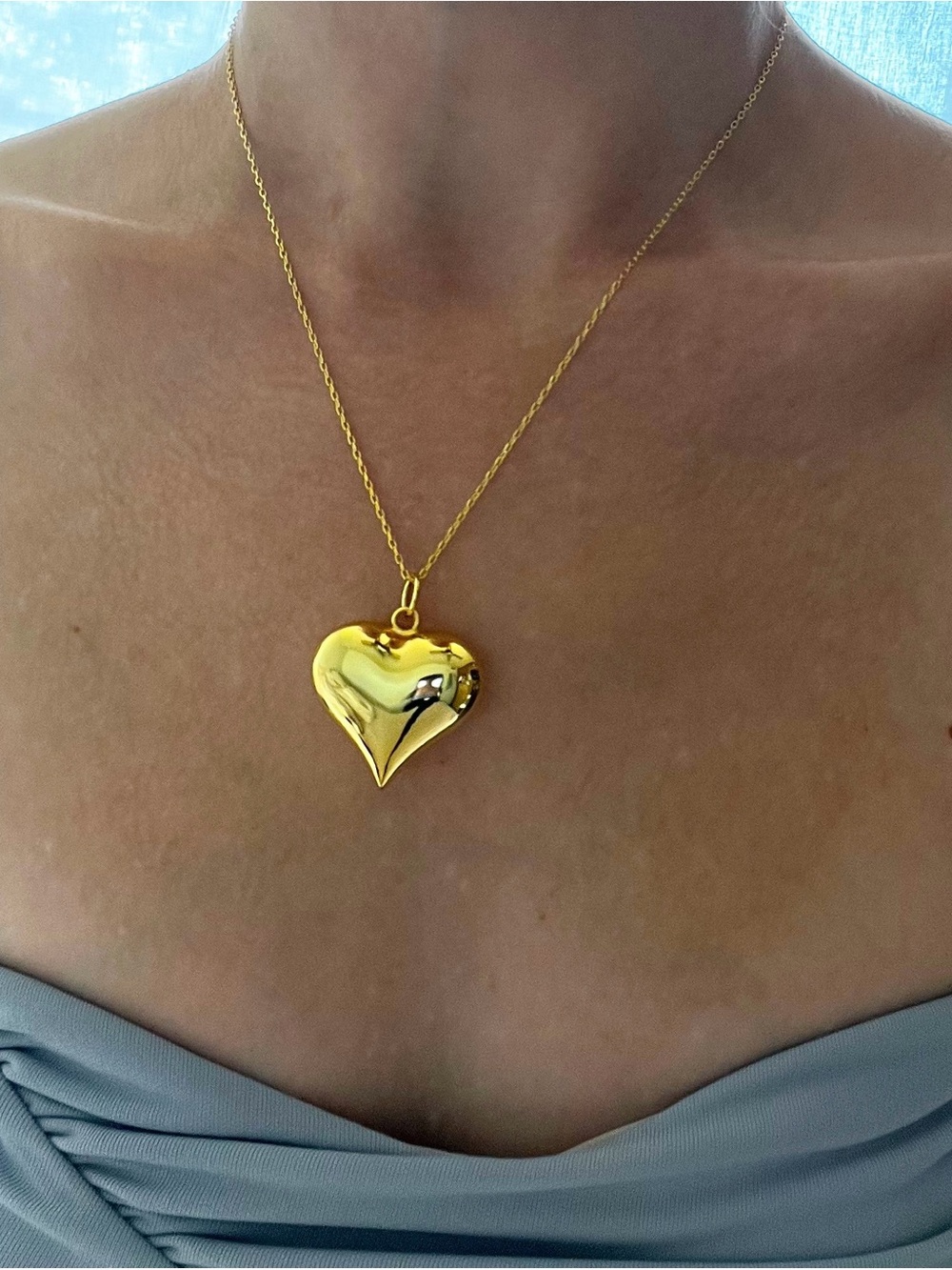Urban Outfitters Gold Puffy Heart Pendant Necklace
